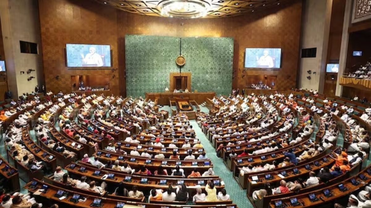 LIVE: संसद का बजट सत्र आज से शुरू, विपक्ष ने भी कसी कमर, इन मुद्दों पर सरकार को घेरने की तैयारी