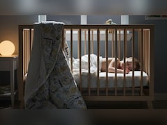 Parenting Tips: बच्चा रात में बार-बार कंबल फेंक देता है तो क्या करें? पीडियाट्रिशियन से जानिए