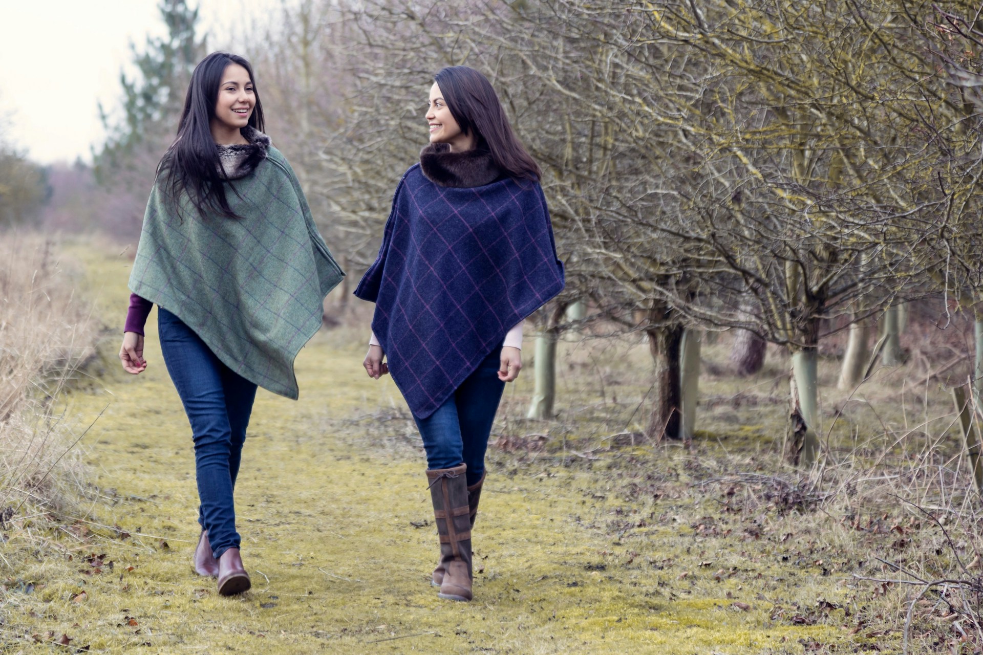 Grab Ponchos For Women Under ₹1,500 To Stay Warm In Style This Winter