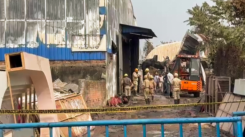 21 Die After Fire In 2 Warehouses, Including 1 Owned By Wow Momo, In Kolkata
