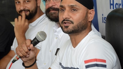 'Let's See If You Really Have Guts': Harbhajan Dares Pak Over India Boycott