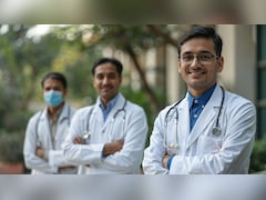 NEET PG में -40 नंबर पाने वालों को भी मिलेगा एडमिशन? कटऑफ घटने पर उठ रहे सवाल