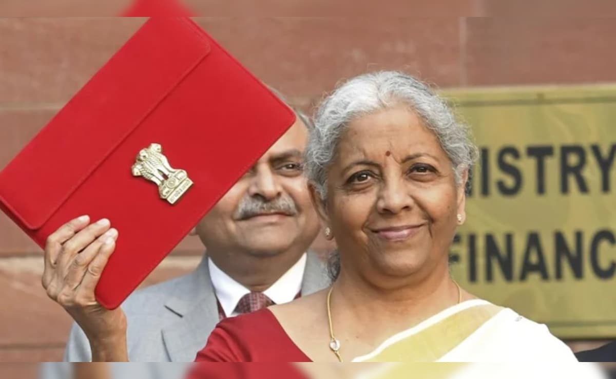 नेहरू-इंदिरा ने भी पेश किया Budget, पर ये बड़ा रिकॉर्ड निर्मला सीतारमण के नाम- पढ़ें दिलचस्प कहानियां