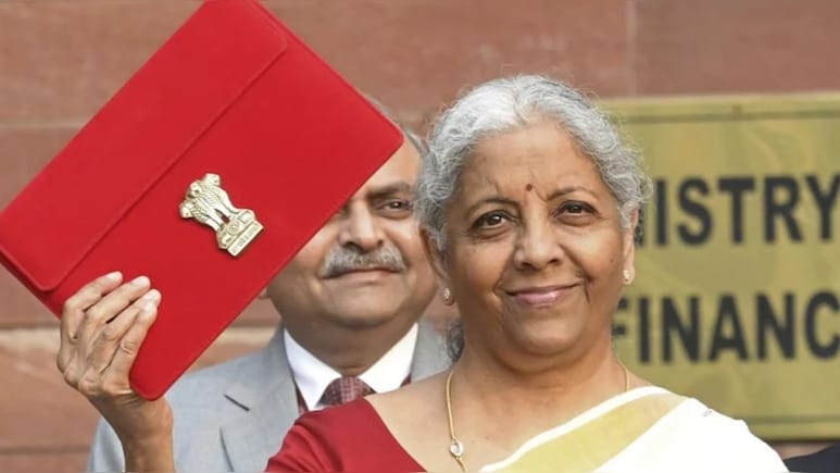नेहरू-इंदिरा ने भी पेश किया Budget, पर ये बड़ा रिकॉर्ड निर्मला सीतारमण के नाम- पढ़ें दिलचस्प कहानियां