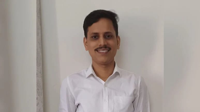 Malad Crime: मुंबईत चाललंय काय? लोकलमध्ये प्राध्यापकाला संपवलं;  ट्रेनमधून उतरताना वाद अन्...