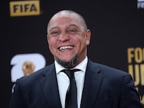 Roberto Carlos Says Hes Recovering Well After Undergoing Heart Procedure In Brazil