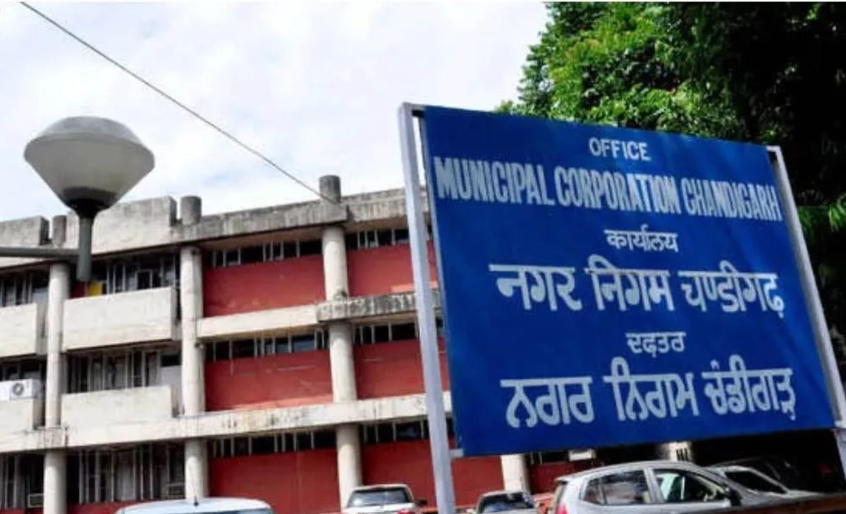 चंडीगढ़ मेयर चुनाव में कांटे की टक्कर, बीजेपी और आप-कांग्रेस के 18-18 वोट, कौन मारेगा बाजी