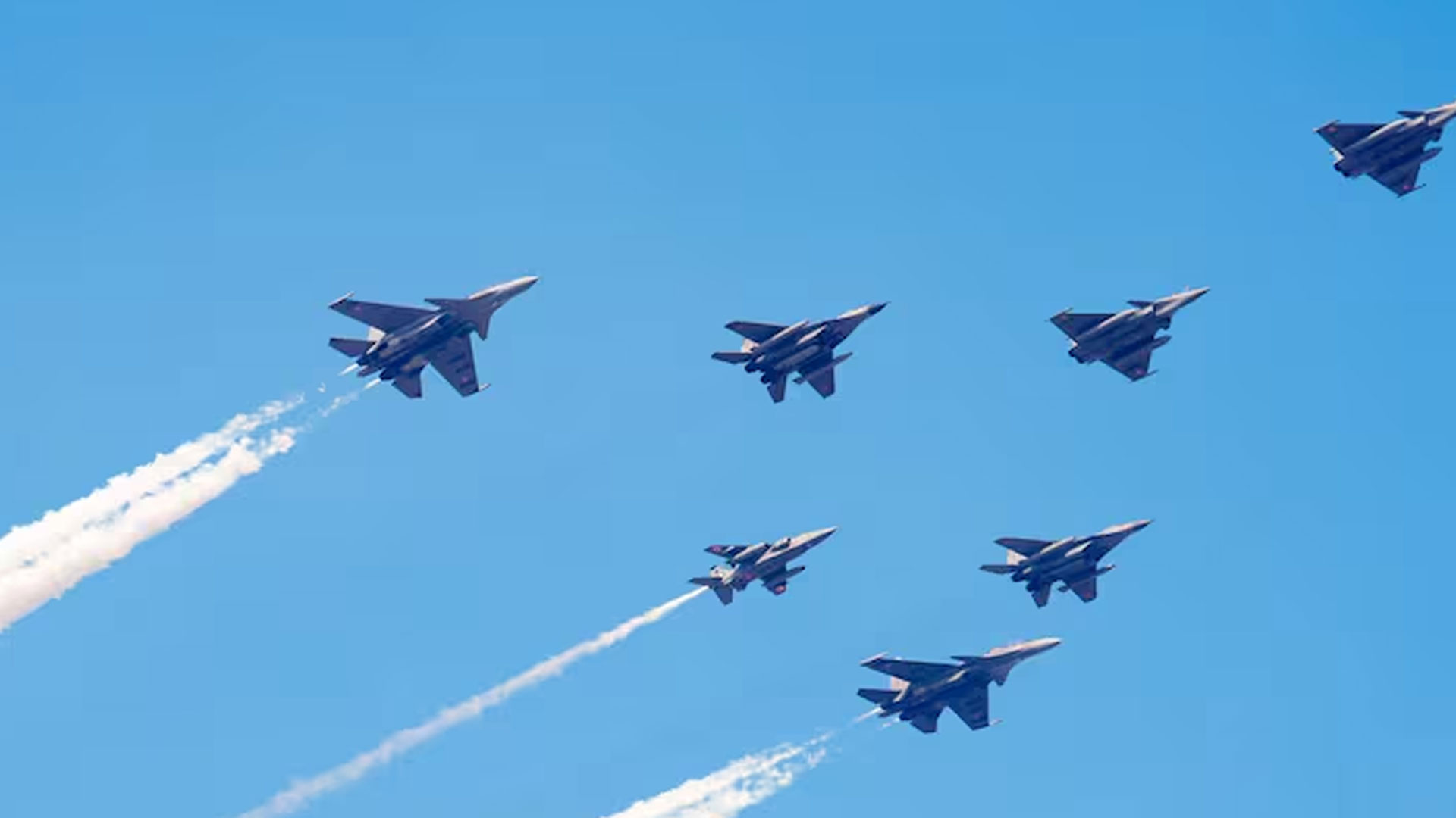 Watch: Air Force's "Sindoor Formation" On R-Day With Rafale, MiG-29s, Su-30s