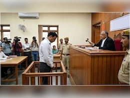 PM Awas Yojana:&nbsp;प्रधानमंत्री आवास योजना में सचिव ने किया कुछ ऐसा कि हो गई जेल, कोर्ट ने सुनाई 3 साल की सजा