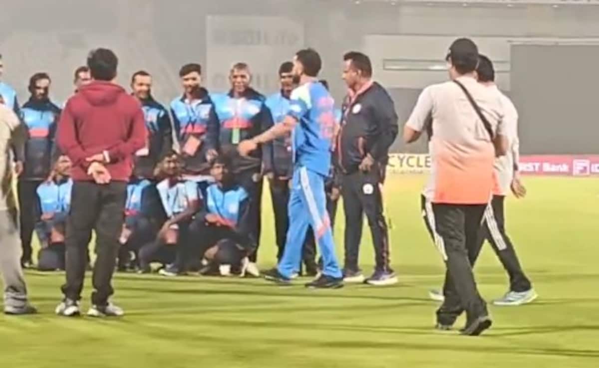 Virat Kohlis Big Gesture For Ground Staff After Indias 1st ODI Win vs New Zealand Goes Viral