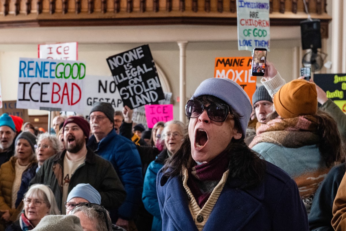 US Immigrants Often Don't Open Door To Officers. That May Not Work Anymore