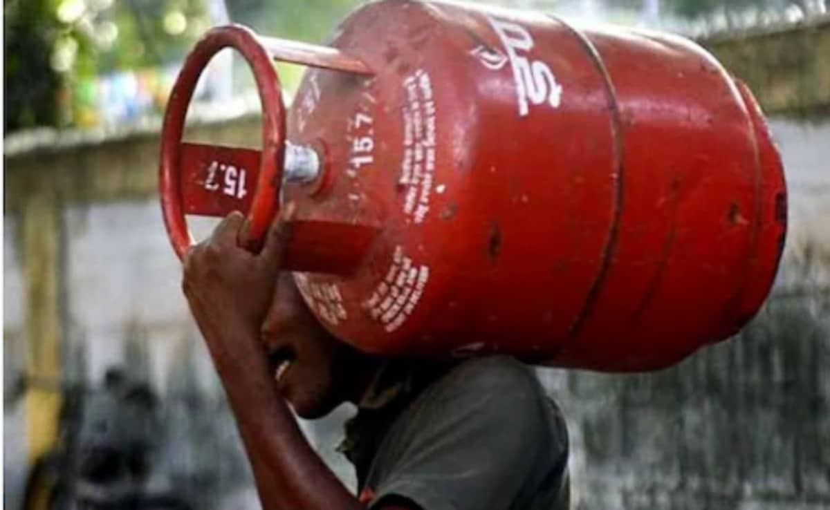 ईरान संकट के बीच एक्शन में सरकार, घरेलू गैस और CNG के लिए बड़ा प्लान, नहीं होगी किल्लत