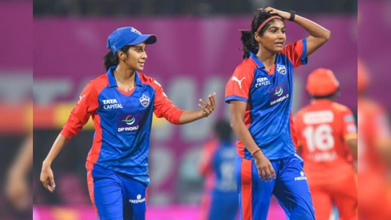 WPL 2026: कौन हैं हैट्रिक गर्ल नंदिनी शर्मा? जानिए चंडीगढ़ की गलियों से निकलकर क्रिकेट के बड़े मंच तक का सफर