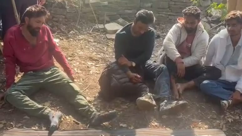 25 पैसे का इनामी कुख्यात हिस्ट्रीशीटर गिरफ्तार, मुठभेड़ के बाद तीन साथियों के साथ पुलिस ने दबोचा