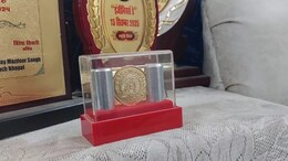 'Silver' Medals Gifted To Retired Railway Staff. They Were Made Of Copper