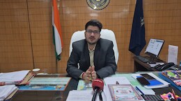 IAS दीपक सोनी: दंतेवाड़ा में 30 करोड़ का कारोबार दिलाकर बदली 750 महिलाओं की तकदीर, केंद्र सरकार से आया बुलावा