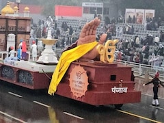 गणतंत्र दिवस पर गुरु तेग बहादुर साहिब की शहादत को समर्पित पंजाब की झांकी