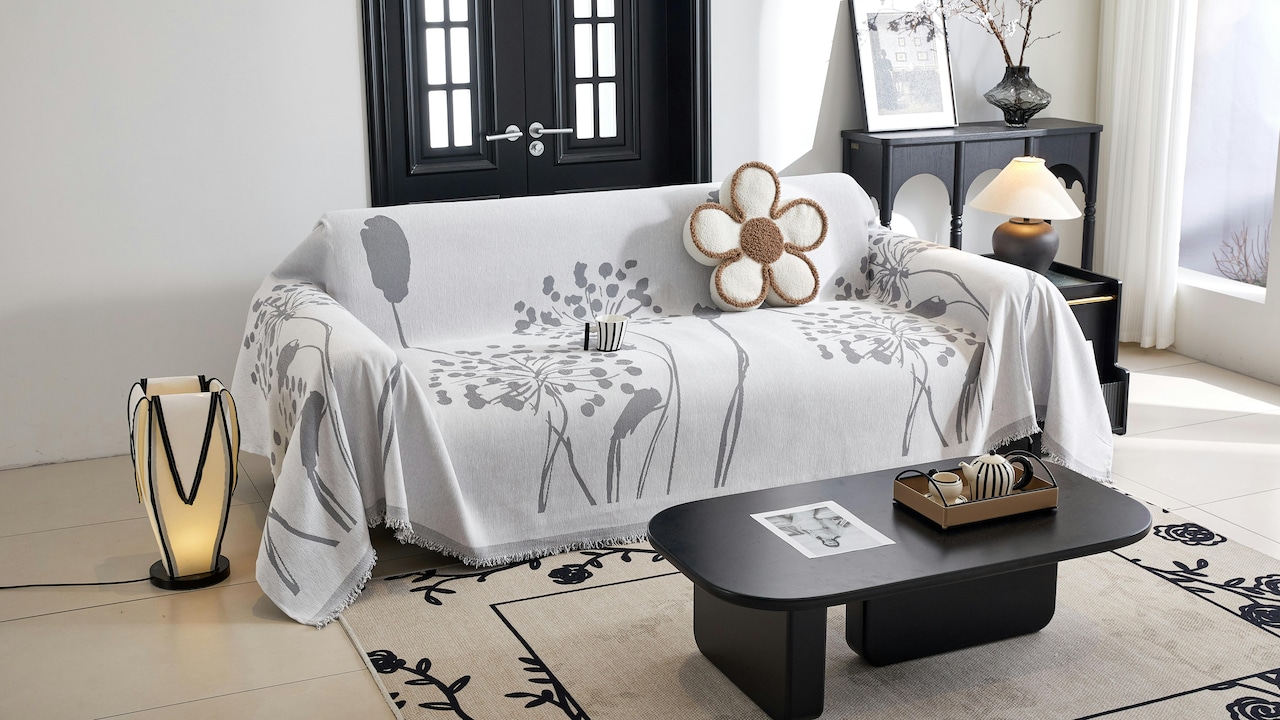 How to Choose the Right Sofa Throws That Stay in Place Without Constant Adjusting How to Choose the Right Sofa Throws That Stay in Place Without Constant Adjusting