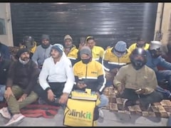 हड़ताल में डिलीवरी पार्टनर्स: जोमैटो–स्विगी गिग वर्कर्स के बीच रुद्रपुर से जमीनी रिपोर्ट