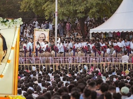 Ajit Pawar: दु:खाची लाट, अश्रुंचा महापूर.. बारामतीत लोटला लाखोंचा जनसमुदाय, सुन्न करणारी रात्र; पाहा VIDEO