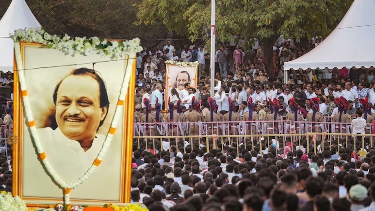 Ajit Pawar: दु:खाची लाट, अश्रुंचा महापूर.. बारामतीत लोटला लाखोंचा जनसमुदाय, सुन्न करणारी रात्र; पाहा VIDEO