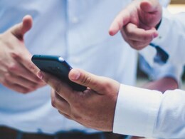 2026 में स्मार्टफोन होंगे महंगे! Nothing के CEO Carl Pei ने दी बड़ी चेतावनी