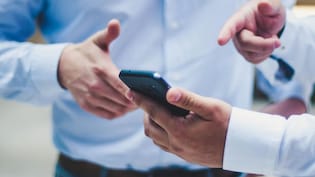 2026 में स्मार्टफोन होंगे महंगे! Nothing के CEO Carl Pei ने दी बड़ी चेतावनी