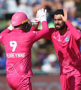 Paarl Royals Paint Western Cape Pink With Double Derby Win