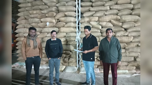 विष्णु एग्रो मिलिंग और स्वस्तिक राइस मिल पर बड़ी कार्रवाई, 8.51 करोड़ का धान जब्त; स्टॉक में भी बड़ी गड़बड़ी आई सामने