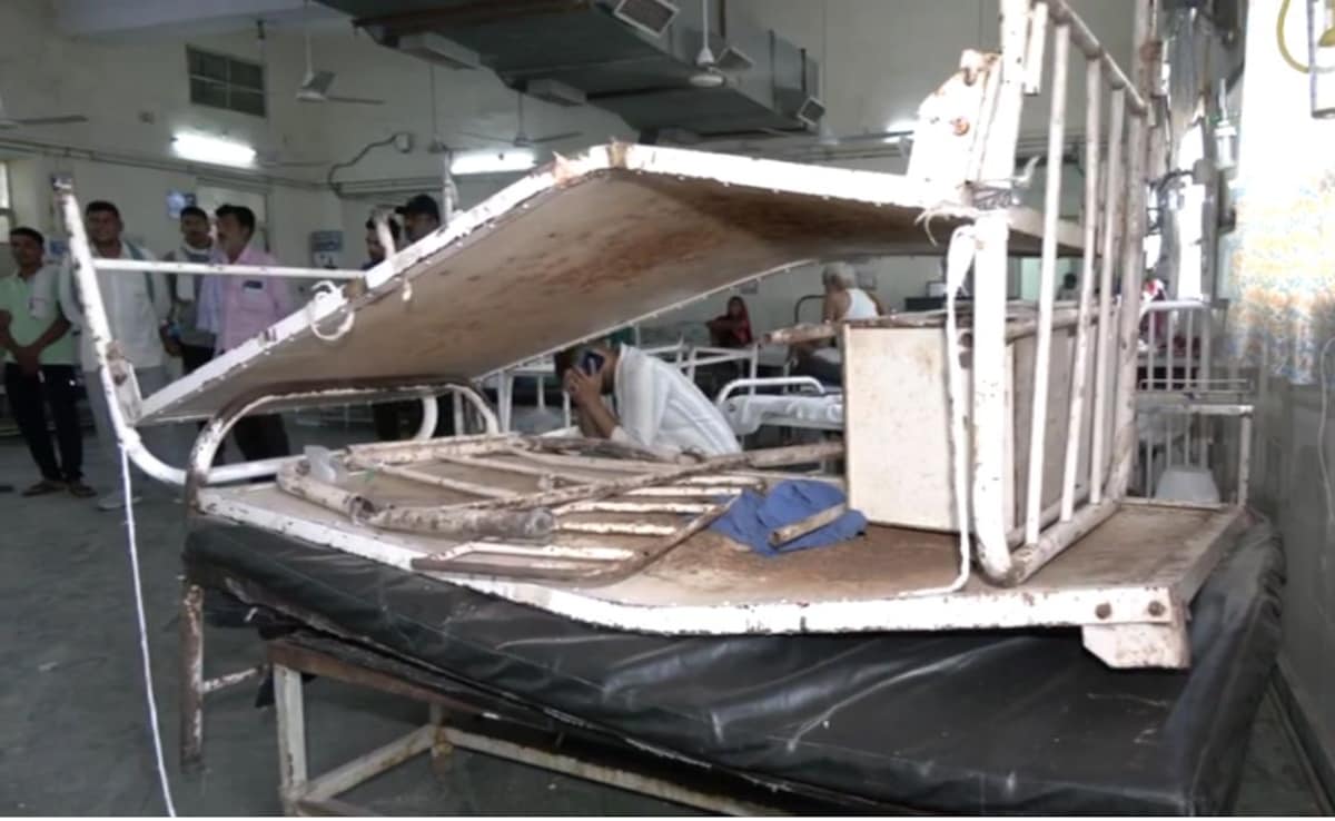 14 Patients Shifted Out Of ICU Due To Water Leak In Jaipur Hospital