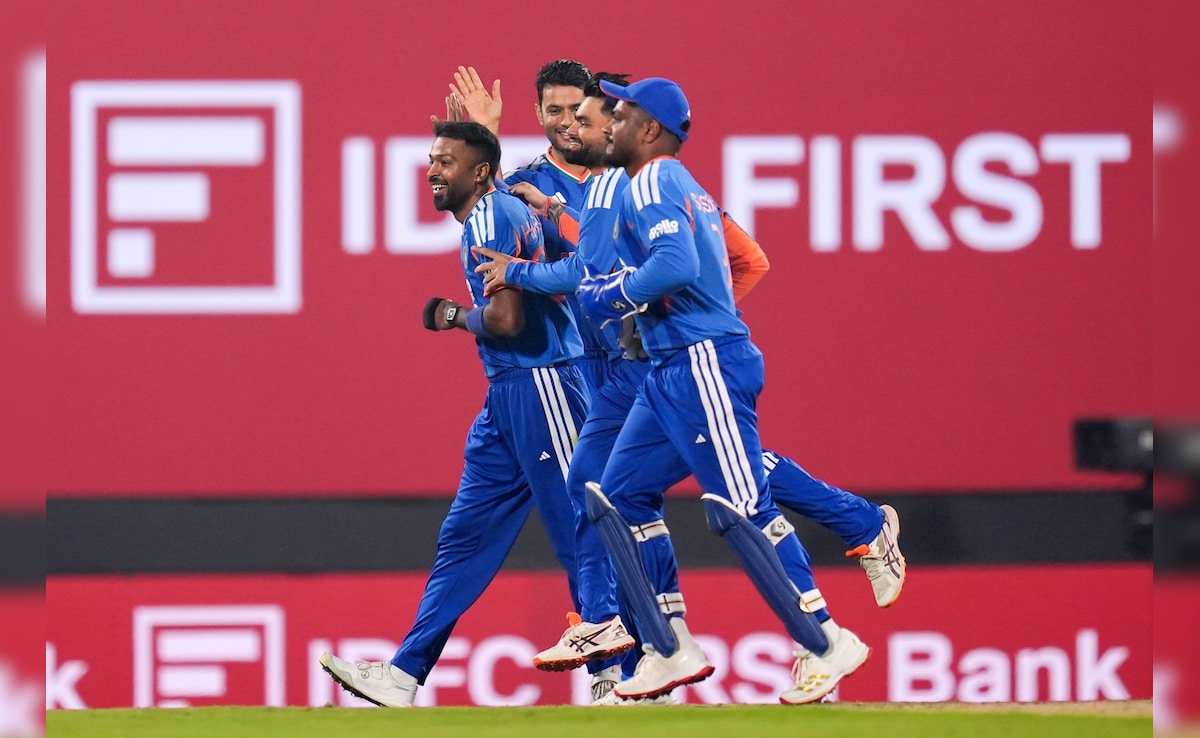 IND vs NZ LIVE Score, 3rd T20I: जसप्रीत बुमराह ने टिम साइफर्ट को किया क्लीन बोल्ड