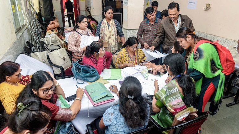 यूपी SIR ड्राफ्ट: वोटर लिस्ट से नाम कट गया या सुधार करवाना है... इन 3 तारीखों को कर लीजिए याद, काम आएगी