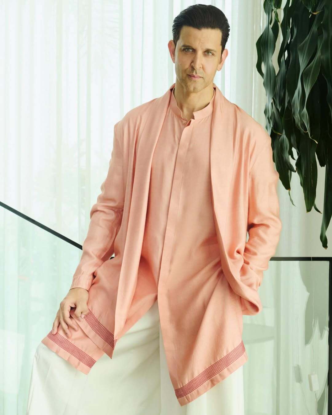 Hrithik Roshan Shares A Simple 'Hack' To Eat Less While Sticking To Diet