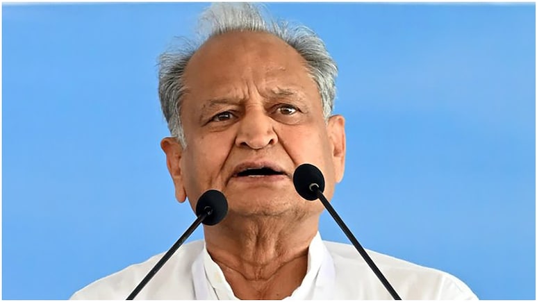 6 नंबर वाला बना टॉपर! OMR घोटाले पर गहलोत का 'लेटर बम', बोले- दागी स्टाफ ने ही ली 35 लाख युवाओं की परीक्षा