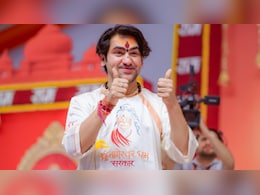 'किडनी तक बेच दूंगा...' कथा में भावुक क्यों हुए बाबा बागेश्वर धीरेंद्र शास्त्री? सरकार से भी कर दी बड़ी मांग