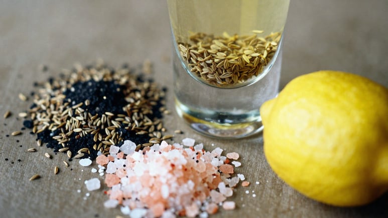 Can Drinking Ajwain Water With Lemon Juice And Black Salt Boost Lung Immunity?