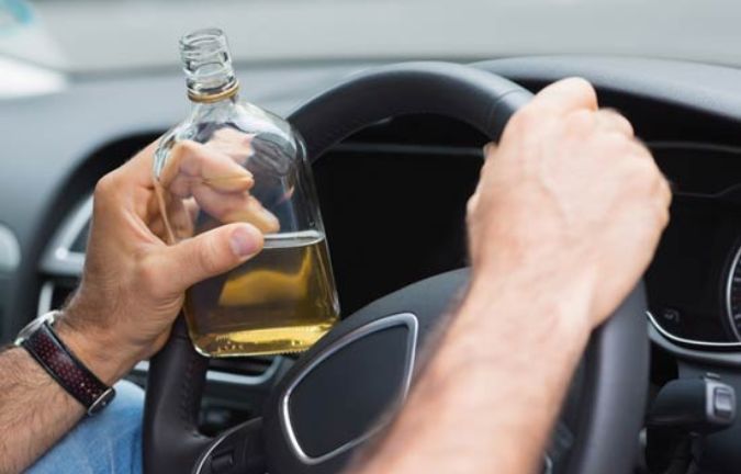 नए साल की रात राजधानी दिल्ली में सख्ती! शराब पीकर गाड़ी चलाने पर काटे 868 चालान