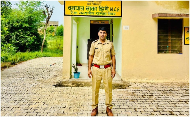 बजरी माफिया ने वनकर्मी की जांघ पर चढ़ा दिया ट्रैक्टर, अस्पताल में जिंदगी और मौत से जूझ रहे जितेंद्र