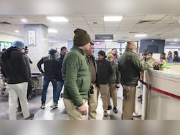 अलीगढ़ मुस्लिम विश्वविद्यालय में सुसाइड से सनसनी, इंजीनियरिंग छात्रा ने लगाई फांसी