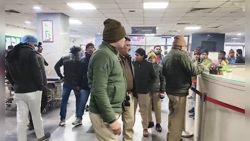 अलीगढ़ मुस्लिम विश्वविद्यालय में सुसाइड से सनसनी, इंजीनियरिंग छात्रा ने लगाई फांसी