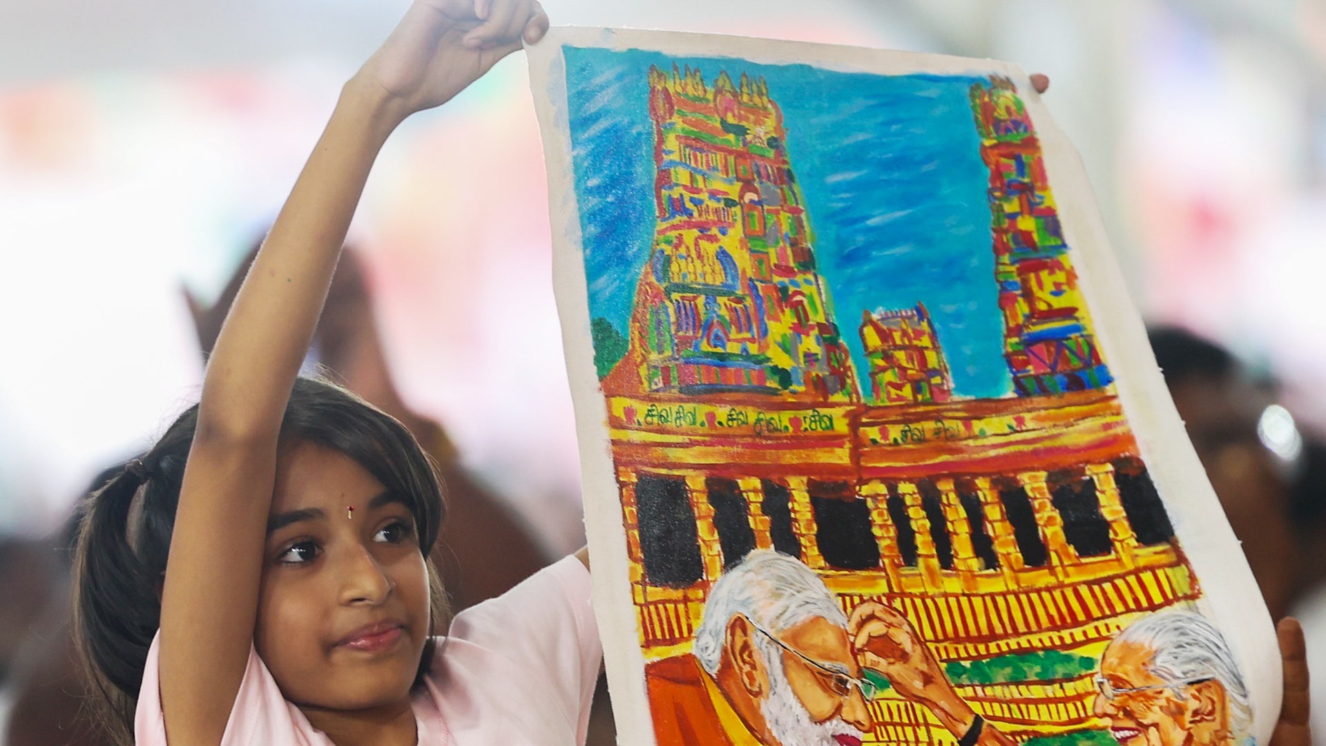 PM Modi's Warm Gesture: Pauses Speech For Child Supporter