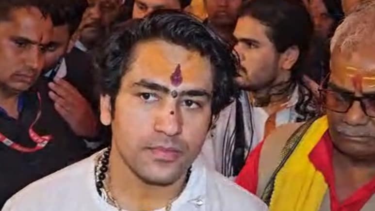 प्रयागराज में शंकराचार्य विवाद पर धीरेंद्र शास्त्री ने दिया बड़ा बयान, कोटा कोचिंग सेंटर के लिए भी की भविष्यवाणी