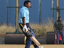 Sarfaraz Khan : 6,4,6,4...सर्फराज खाननं फक्त 15 बॉलमध्ये केला ऐतिहासिक रेकॉर्ड, अभिषेक शर्माची काढली हवा!