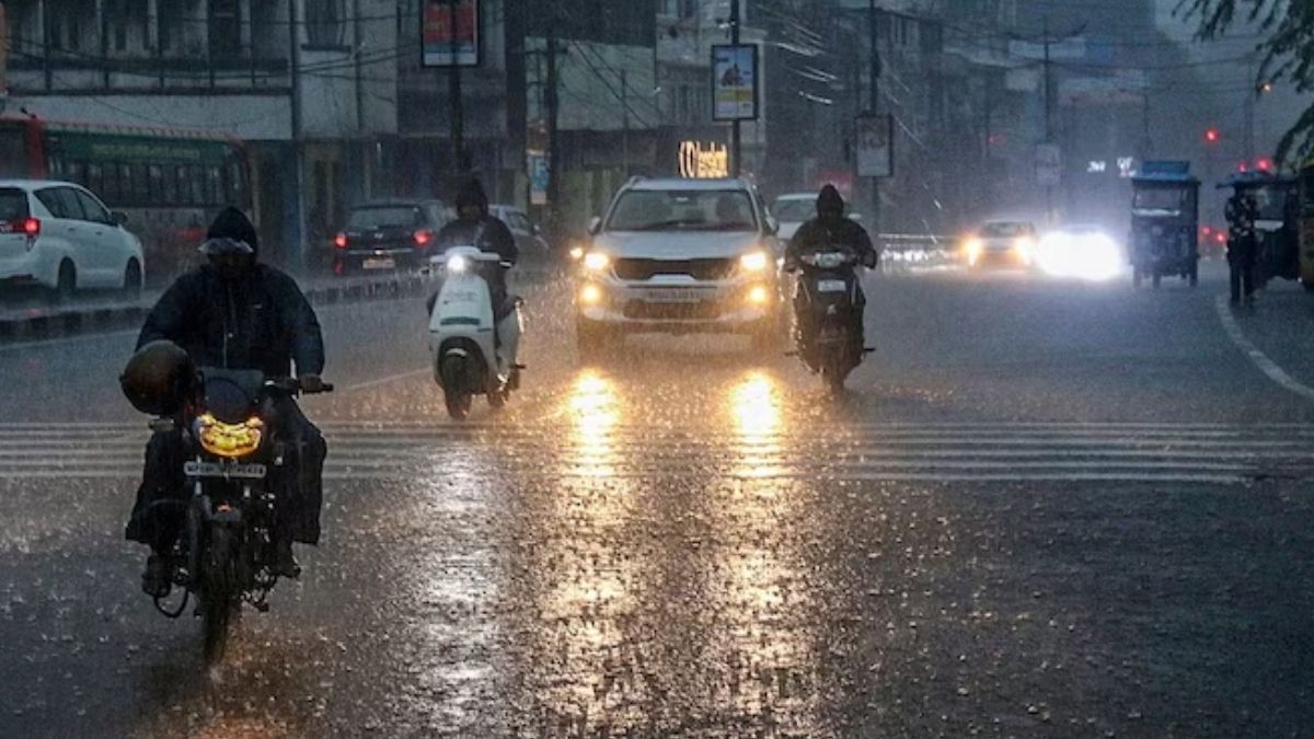 आ रही ठंड की प्रचंड लहर! दिल्ली में बारिश, पहाड़ों पर बर्फ, जम गई डल झील