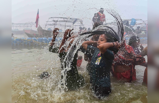Mauni Amavsya Live: प्रयागराज में मौनी अमावस्या पर सुबह 8 बजे तक 1.3 करोड़ लोगों ने लगाई गंगा में डुबकी