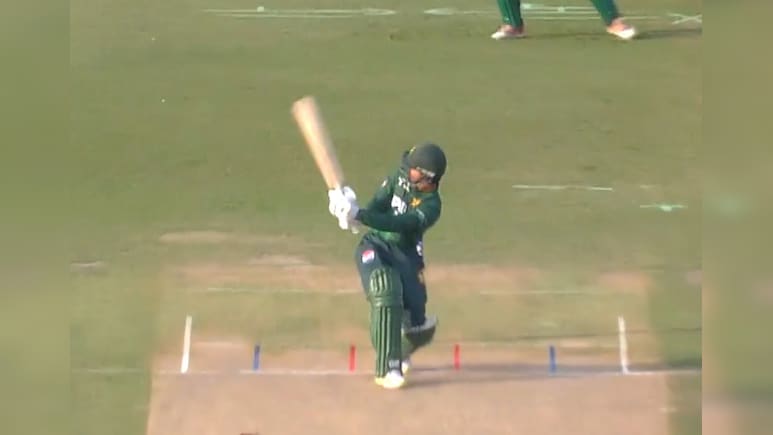 पाकिस्तान को मिला अपना 'अभिषेक शर्मा', ऑस्ट्रेलिया के खिलाफ बल्ले और गेंद दोनों से मचाई तबाही
