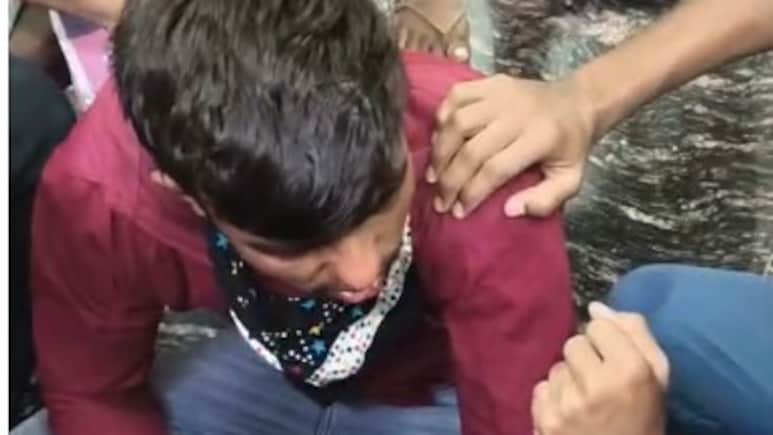 बाड़मेर: छत तोड़कर घर में घुसा चोर, जाग गई ननद तो मच गया शोर; जेब से सोने के जेवर बरामद