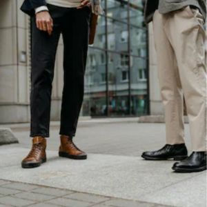 Why Casual Trousers Feel Different Indoors And Outdoors
