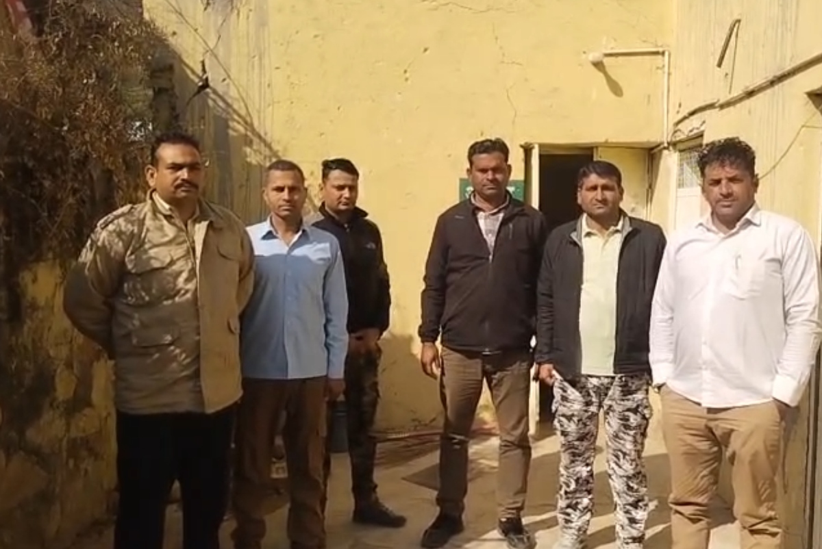 'लाठी-डंडों के सहारे सुरक्षा कैसे होगी?' सरिस्का के वनकर्मियों की मांग- हमें भी हथियार दो