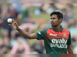 'उसकी क्या गलती है', मुस्तफ़िज़ुर रहमान को IPL से बैन किए जाने के बाद आकाश चोपड़ा ने कही ये बड़ी बात